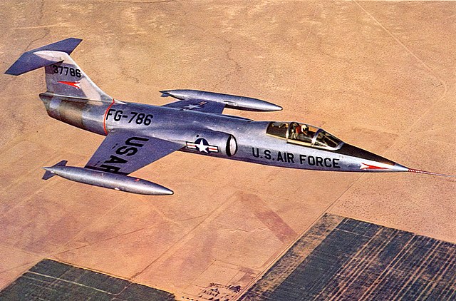 F-104